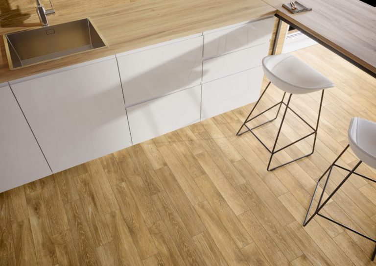 Najtańsze płytki 2026 – jak nie przepłacić i nie stracić na jakości?